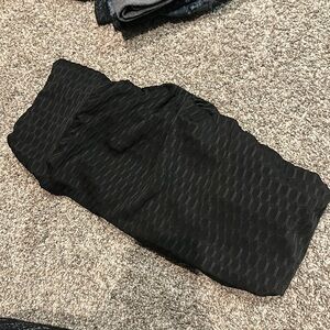 Brand new black leggings , rouched booty.